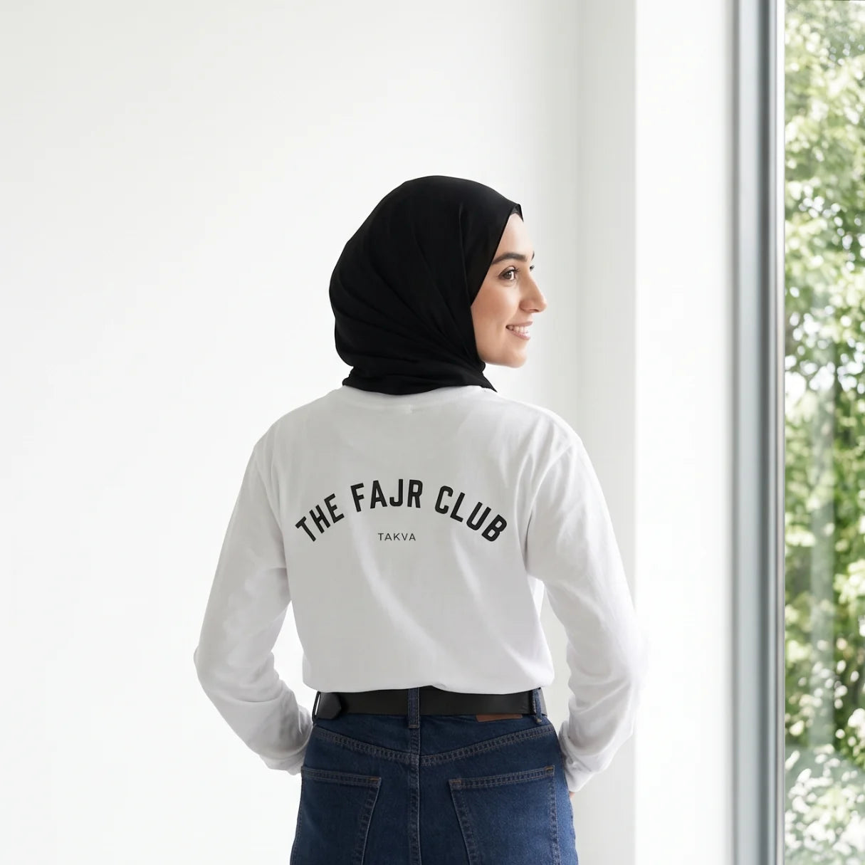 T-Shirt Lengan Panjang Harian | Koleksi Fajr Club